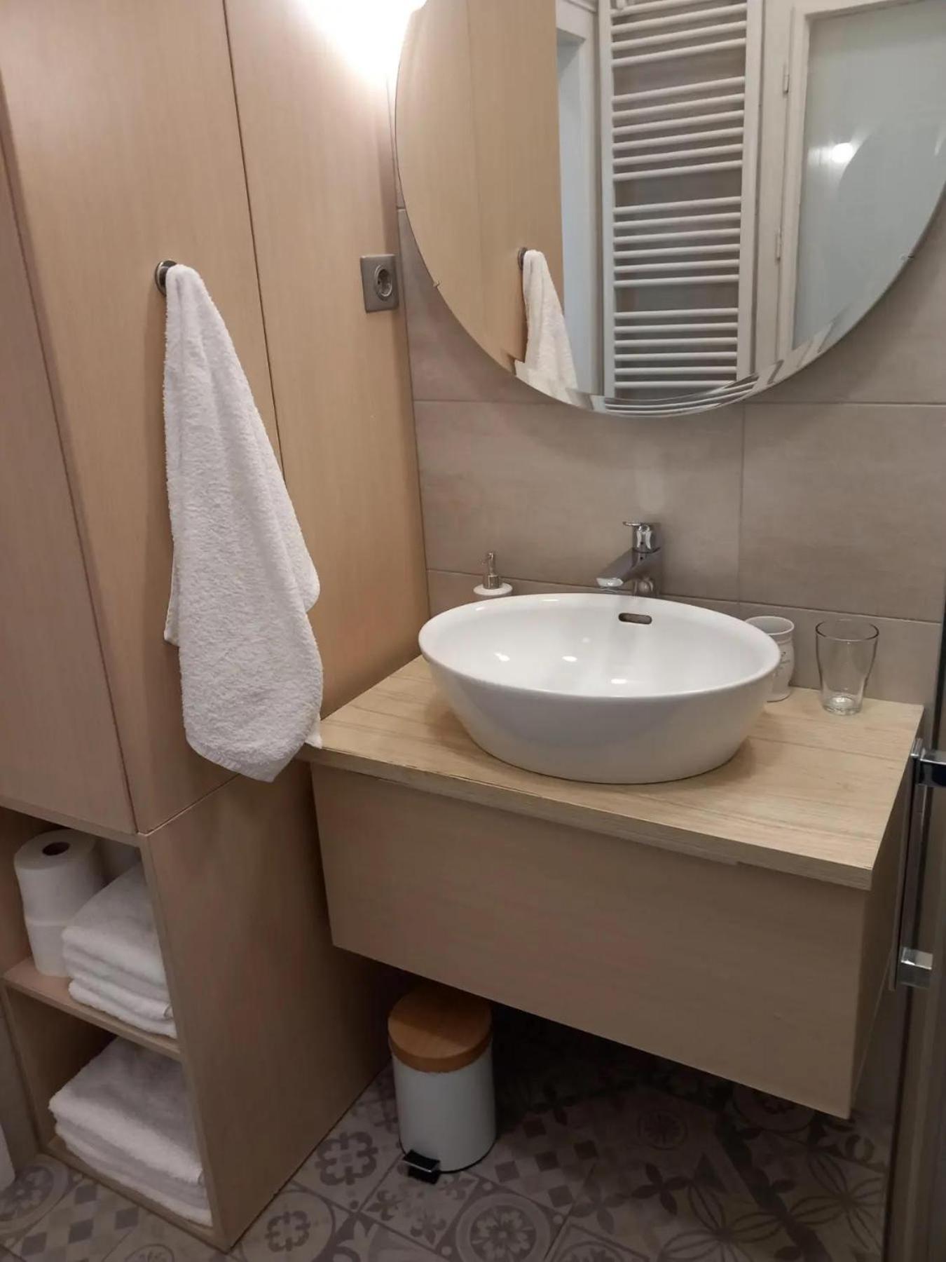 Supreme City Center Apartment Budapest Szoba fotó